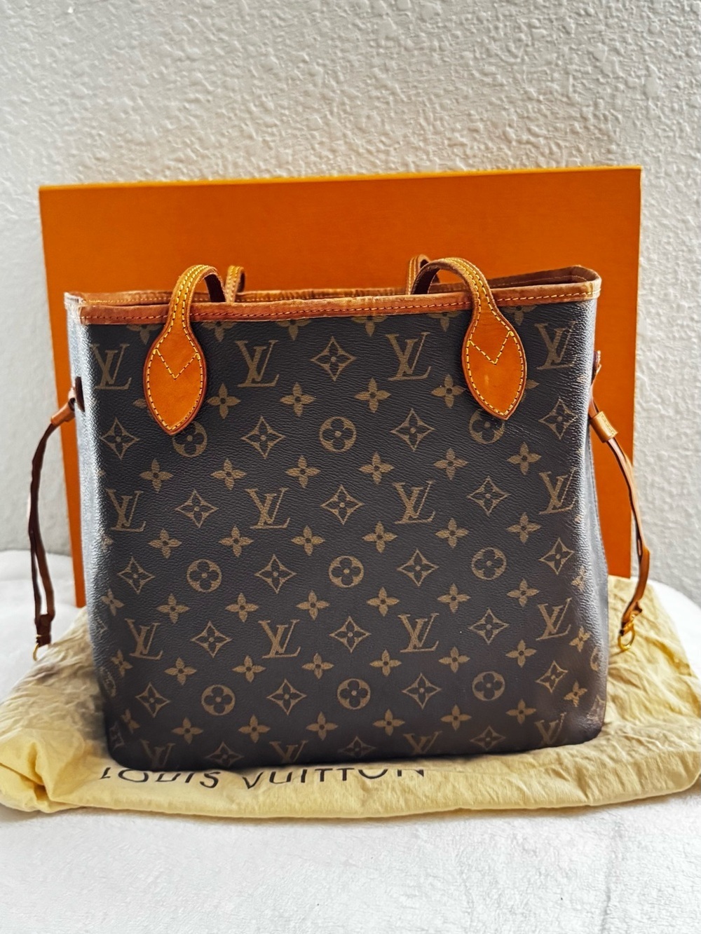 Louis Vuitton Authentic Neverfull MM Monogram Canvas Brown Tote Bag